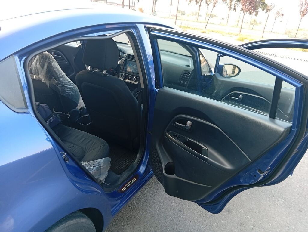 Kia Rio: 1.4 l | 2013 il Sedan — Avto, Gəncə (10)