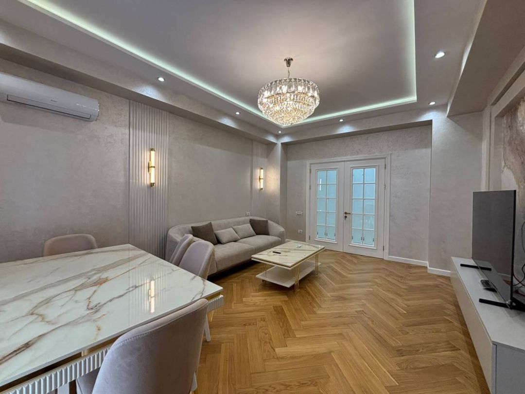 İcarəyə verilir 3 otaqlı yeni tikili 140 m² — Mənzil, Bakı (4)