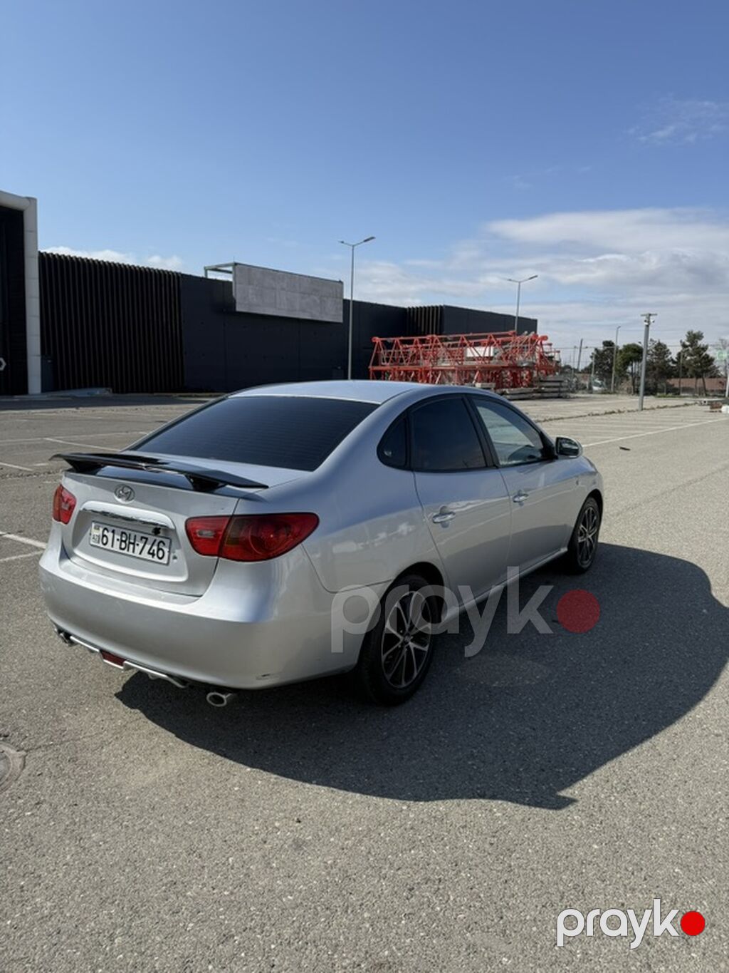 Hyundai Elantra sedan – gümüşü rəng, Azərbaycan nömrə nişanı — Avto, Bakı (5)
