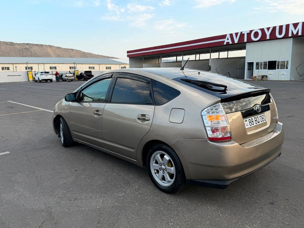 Toyota Prius, 1.5 L, 1.3 kWh, 2006 il, 302 245 km — Avtomobillər, Bakı (6)