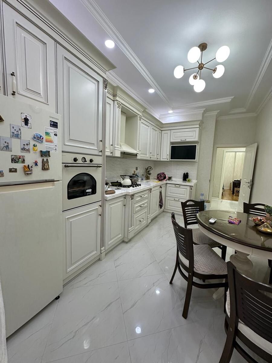 Satılır 3 otaqlı yeni tikili 90 m² — Mənzil, Bakı