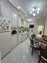 Satılır 3 otaqlı yeni tikili 90 m² — Apartment