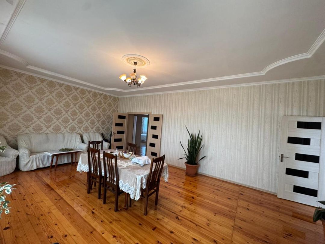 Satılır 4 otaqlı həyət evi/bağ evi 180 m² — Ev, villa, Bakı (7)
