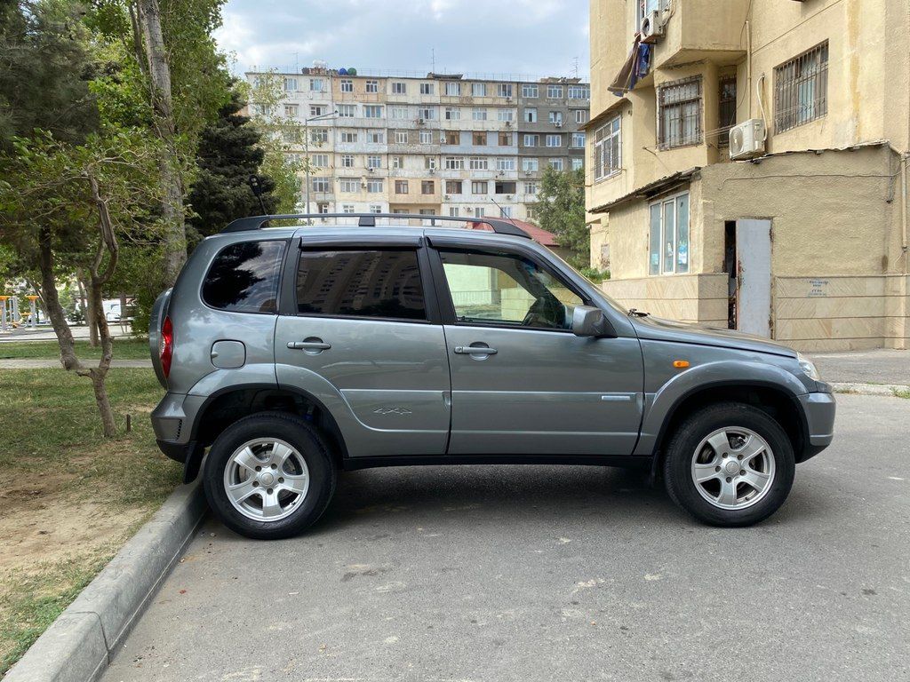 Chevrolet Niva, 1.7 L, 2009 il, 167 000 km — Avtomobillər, Bakı (5)