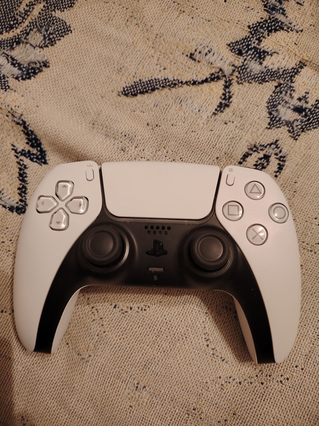 Ps 5 slim satılır 2 djostik ilə, ideal vəziyyətdədir, içinde 600 — Elektronika, Gəncə (7)