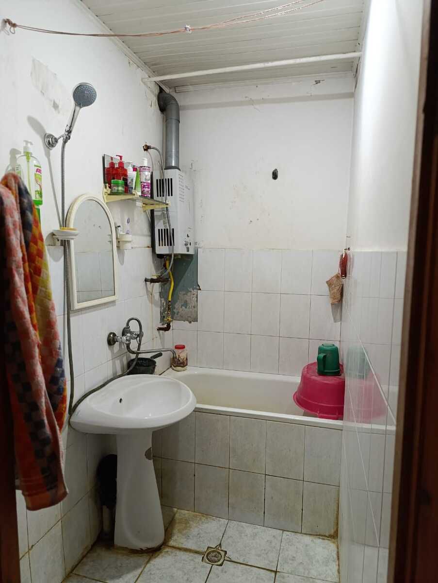 Satılır 2 otaqlı köhnə tikili 65 m² — Mənzil, Bakı (3)