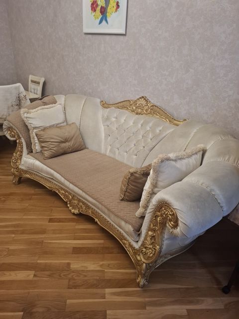 Qonaq otağı mebeli