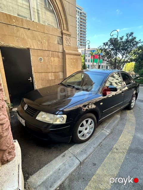 Volkswagen Passat B5, sedan kuzov, qara rəng. Mator yeni dəyişilib