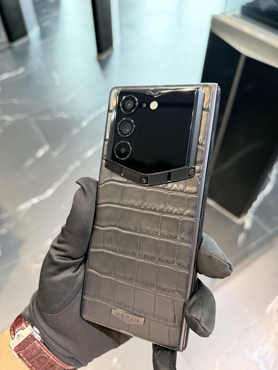 Vertu Alpha Fold Black Alligator 1 TB 2026 — Smartfonlar, Bakı (5)