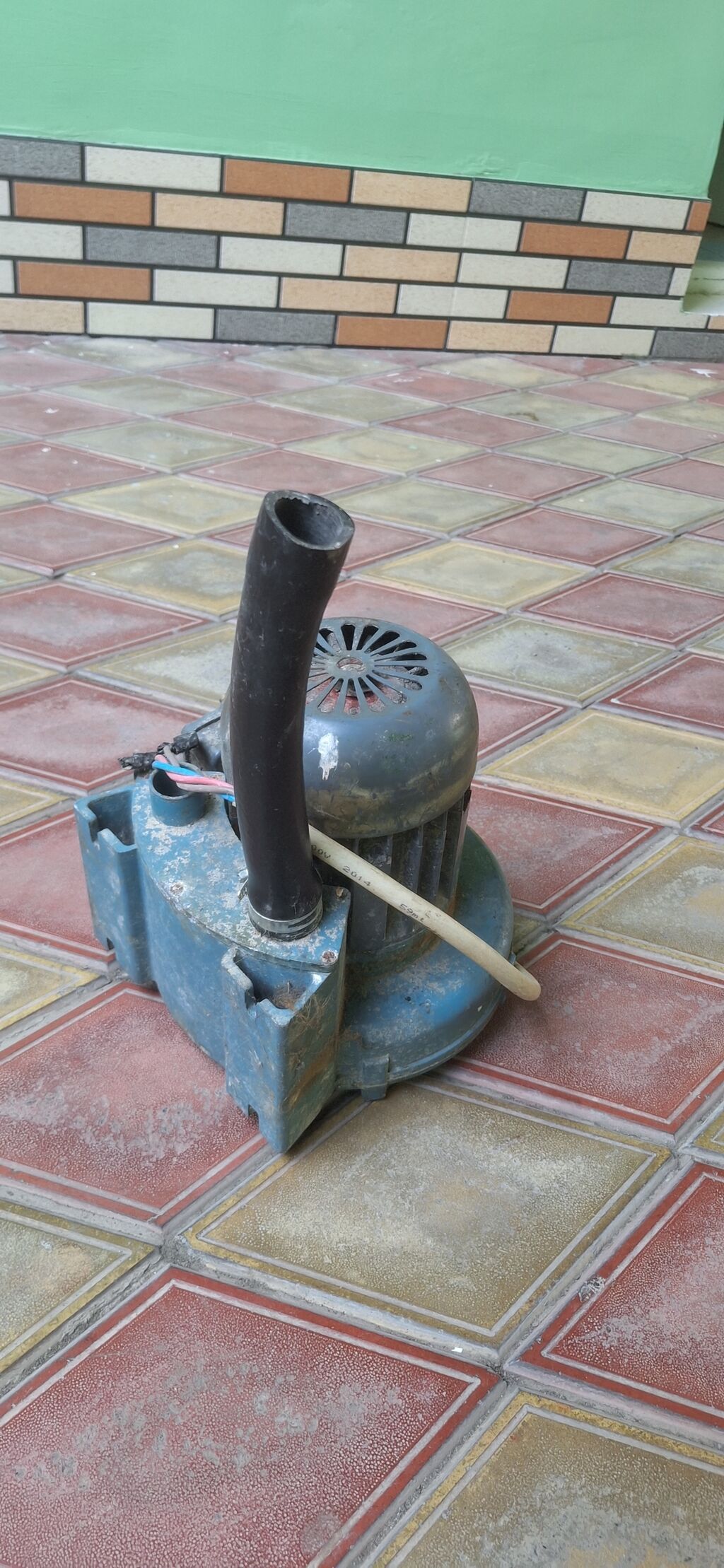 Sənaye tipli elektrik hava üfürən (ventilator/kompressor) aqreqat — Alətlər, Bakı (2)