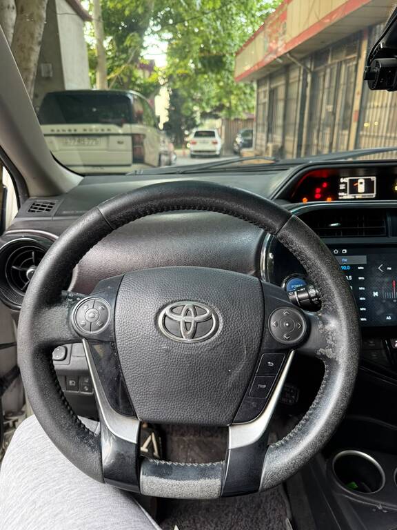 Toyota Aqua, 1.5 L, 0.87 kWh, 2017 il, 202 000 km — Avtomobillər, Bakı (2)