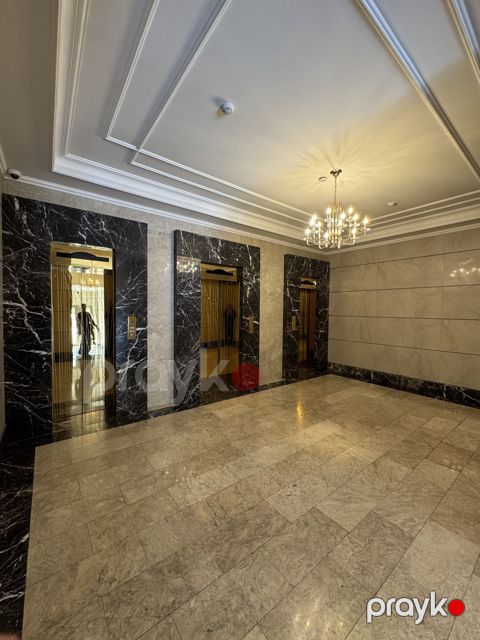Satılır 4 otaqlı yeni tikili 157 m²