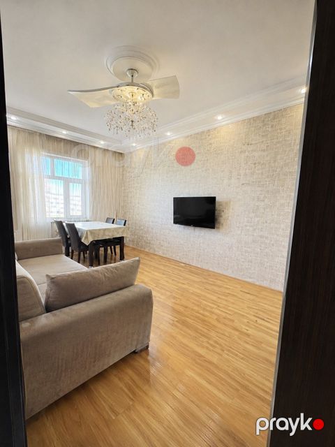 Satılır 2 otaqlı köhnə tikili 53 m²