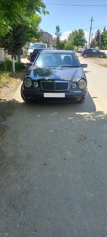 Mercedes E 320, 3.2 L, 1998 il, 284 000 km — Avtomobillər, Bakı