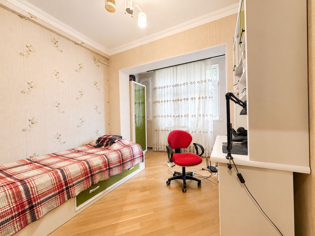 Satılır 5 otaqlı köhnə tikili 120 m² — Mənzil, Bakı (9)