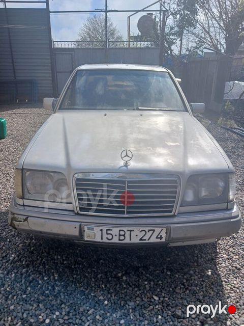 Mercedes 190, 2.5 L, 1990 il, 5 555 km