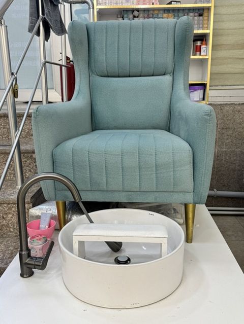 Pedikür üçün salon kreslosu və ayaq vanna modulu - Rahat, yüksək