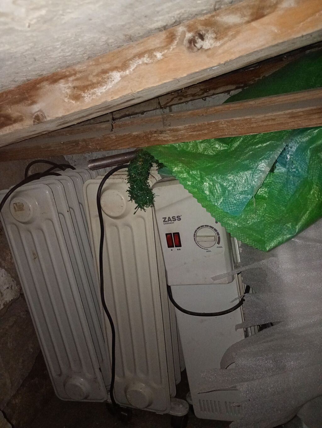 Salam bu radiatorlar satılır 3 ne 90 AZN biri 30 AZN Real alıcı — Elektronika, Sumqayıt