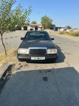 Mercedes 230 E, 2.3 L, 1989 il, 345 000 km — Автомобили