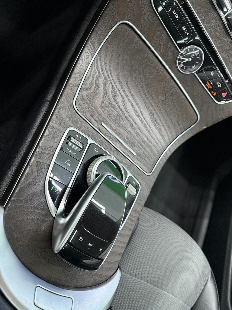 Mercedes C 200, 2.0 L, 2016 il, 176 500 km — Avtomobillər, Bakı (12)