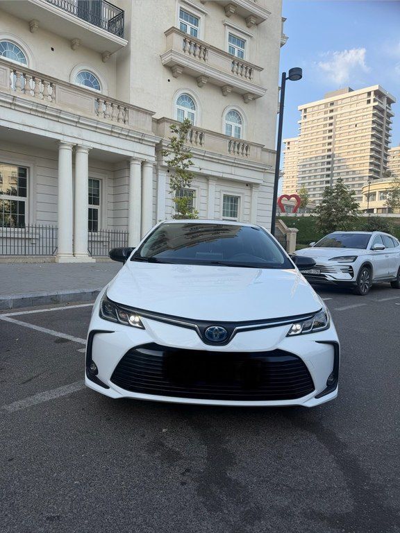Toyota Corolla, 1.8 L, 0.85 kWh, 2022 il, 95 000 km — Avtomobillər, Bakı