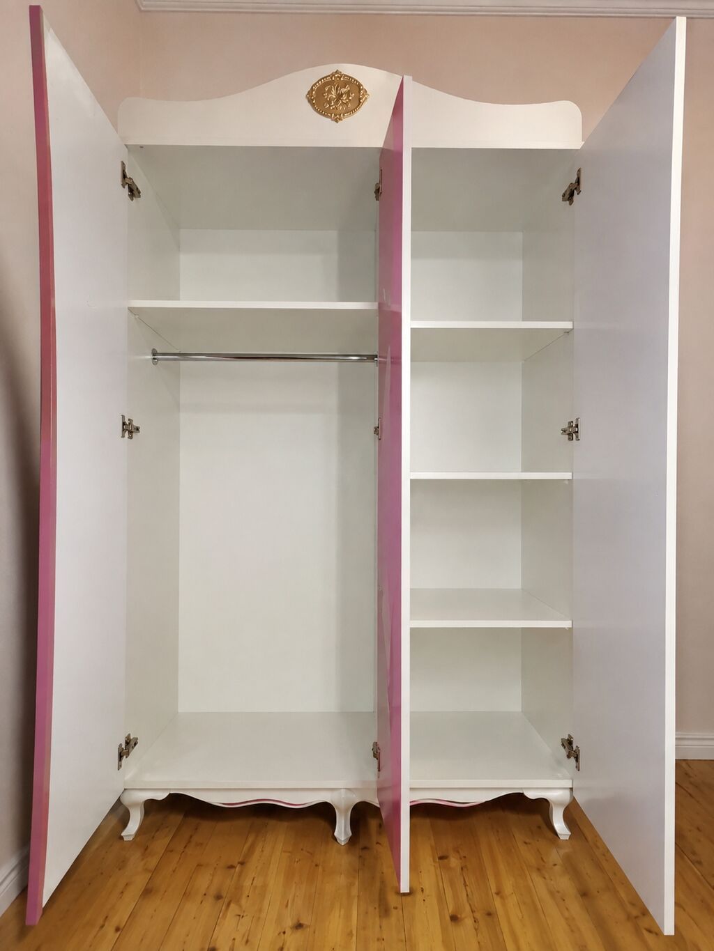 Ağ-çəhrayı uşaq/yazı masası və güzgülü komod dəsti Xüsusiyyətlər: - — Mebel, Bakı (5)