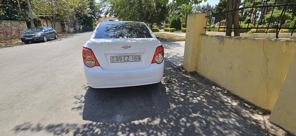 Chevrolet Aveo, 1.4 L, 2013 il, 260 286 km — Avtomobillər, Bakı (2)