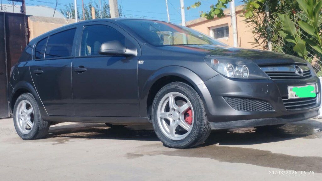 Opel Astra, 1.4 L, 2010 il, 269 000 km — Avtomobillər, Qazax (2)