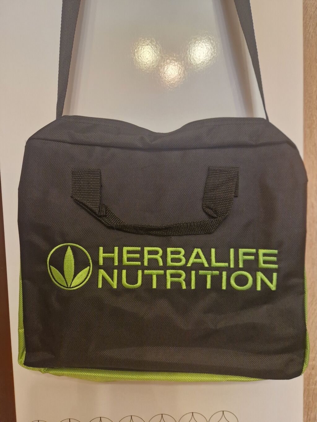 Herbalife Nutrition çantası - Rəng: qara, parlaq yaşıl loqo və yazı - — Çantalar, Bakı