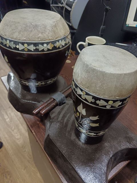 Sədəfli qoşa nagara — Bakı