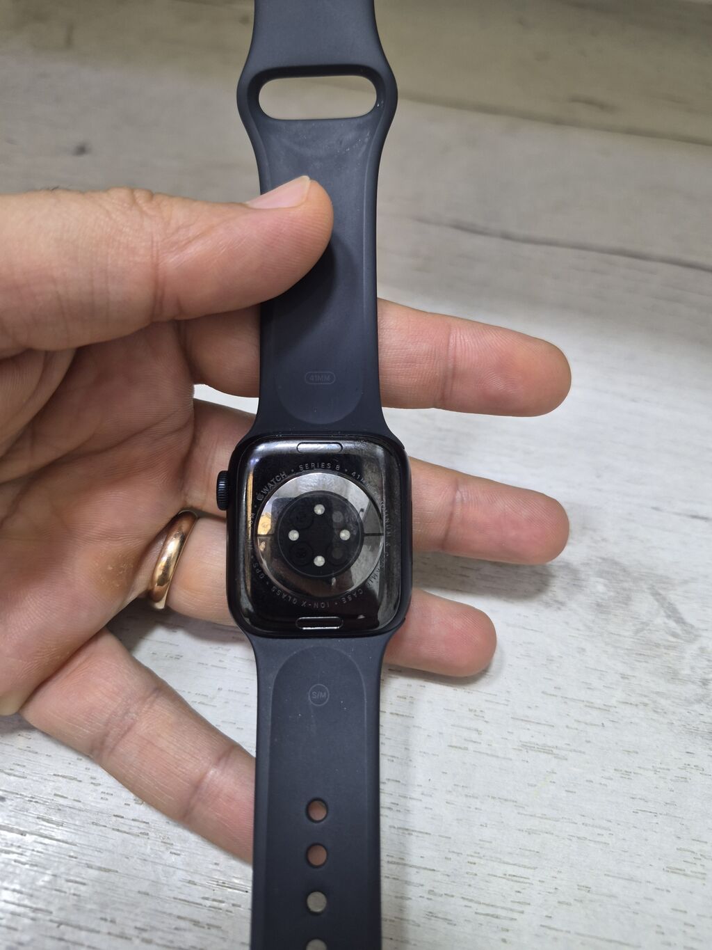 Apple Watch Series 8, 41 mm (GPS). Qara aluminiy korpus və qara — Aksesuarlar, Bakı (2)