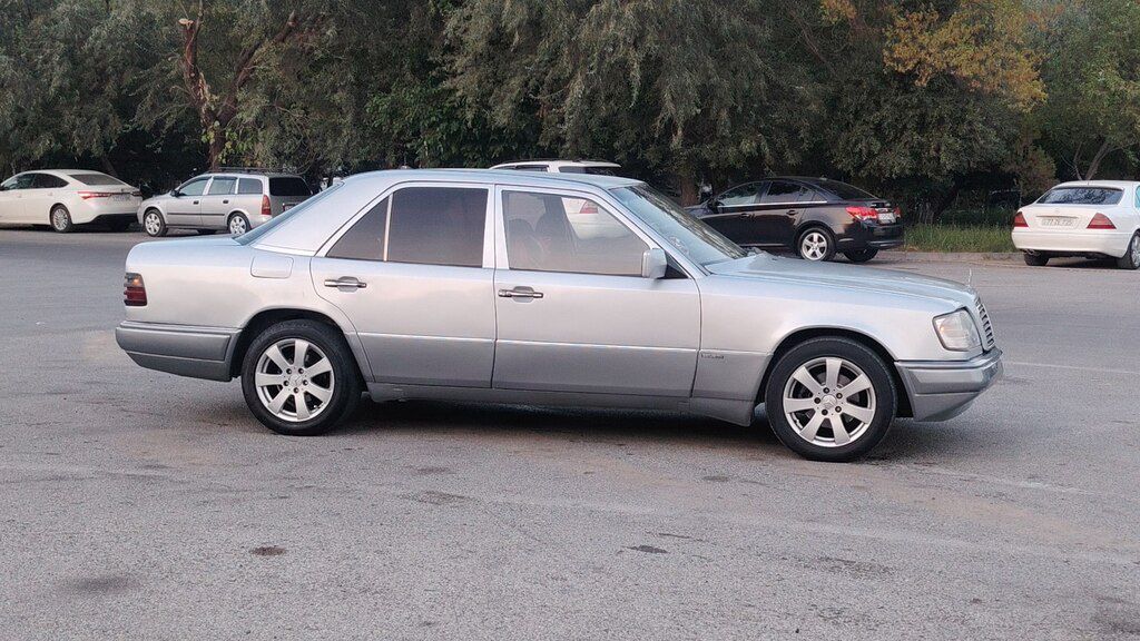 Mercedes E 200, 2.0 L, 1993 il, 249 328 km — Avtomobillər, Sumqayıt (8)