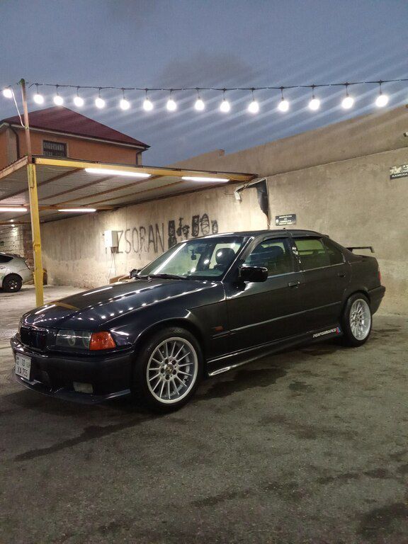 BMW 316, 1.6 L, 1994 il, 570 000 km — Avtomobillər, Bakı (5)