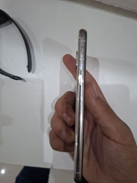 IPhone Xs, 64 GB, Gümüşü, Face ID