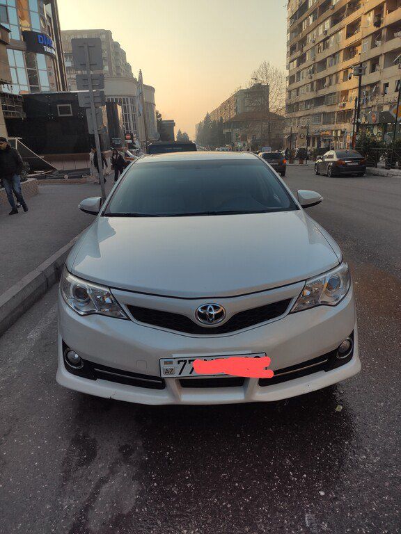 Toyota Camry, 2.5 L, 2013 il, 300 000 km — Avtomobillər, Bakı (7)