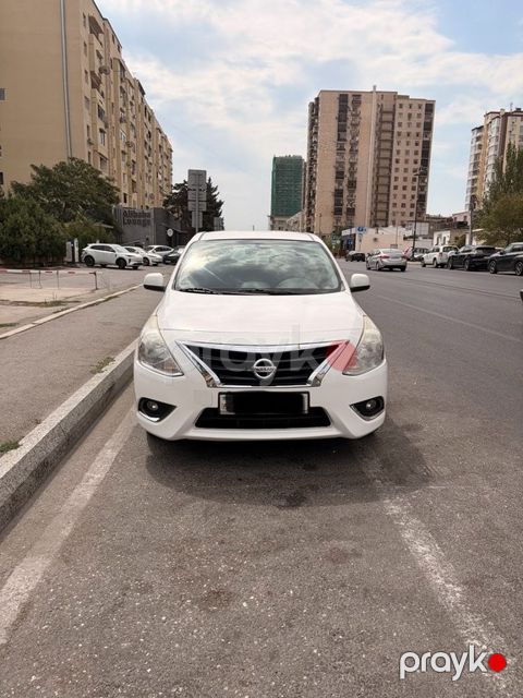 Nissan Sunny, 1.5 L, 2015 il, 226 800 km