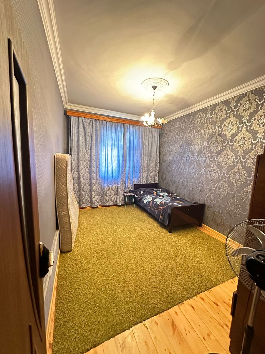 Həyət evi, Qaraçuxur qəs. — Ev, villa, Bakı (2)