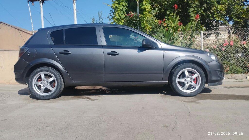Opel Astra, 1.4 L, 2010 il, 269 000 km — Avtomobillər, Qazax (9)