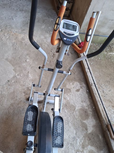 Qaçış trenajoru — Fitness and Exercise Machines