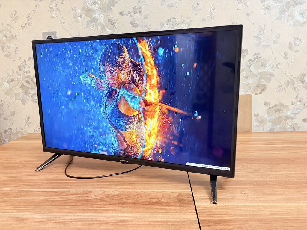Emersun 82 Ekran Ela veziyyetde,problemsiz 82 Ekran televizor — Televizorlar, Bakı (10)