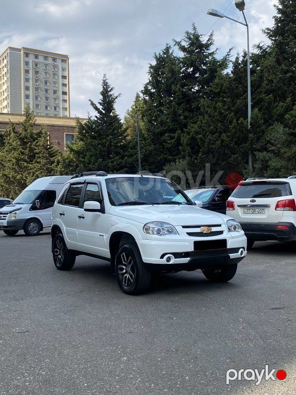 Chevrolet Niva, 1.7 L, 2017 il, 148 000 km — Avtomobillər, Bakı (3)