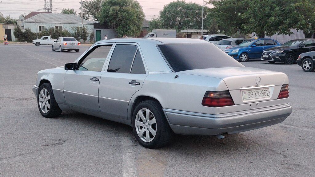 Mercedes E 200, 2.0 L, 1993 il, 249 328 km — Avtomobillər, Sumqayıt (5)