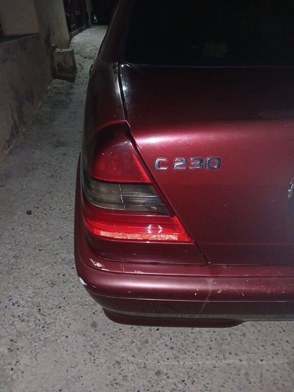 Mercedes C 230, 2.3 L, 1999 il, 460 000 km — Avtomobillər, Bakı (9)