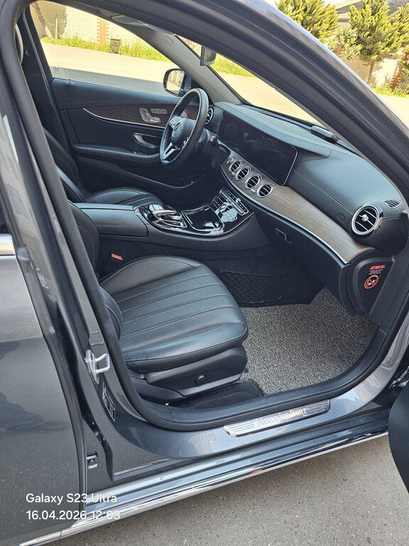 Mercedes E 300, 2.0 L, 2018 il, 119 400 km — Avtomobillər, Bakı (11)