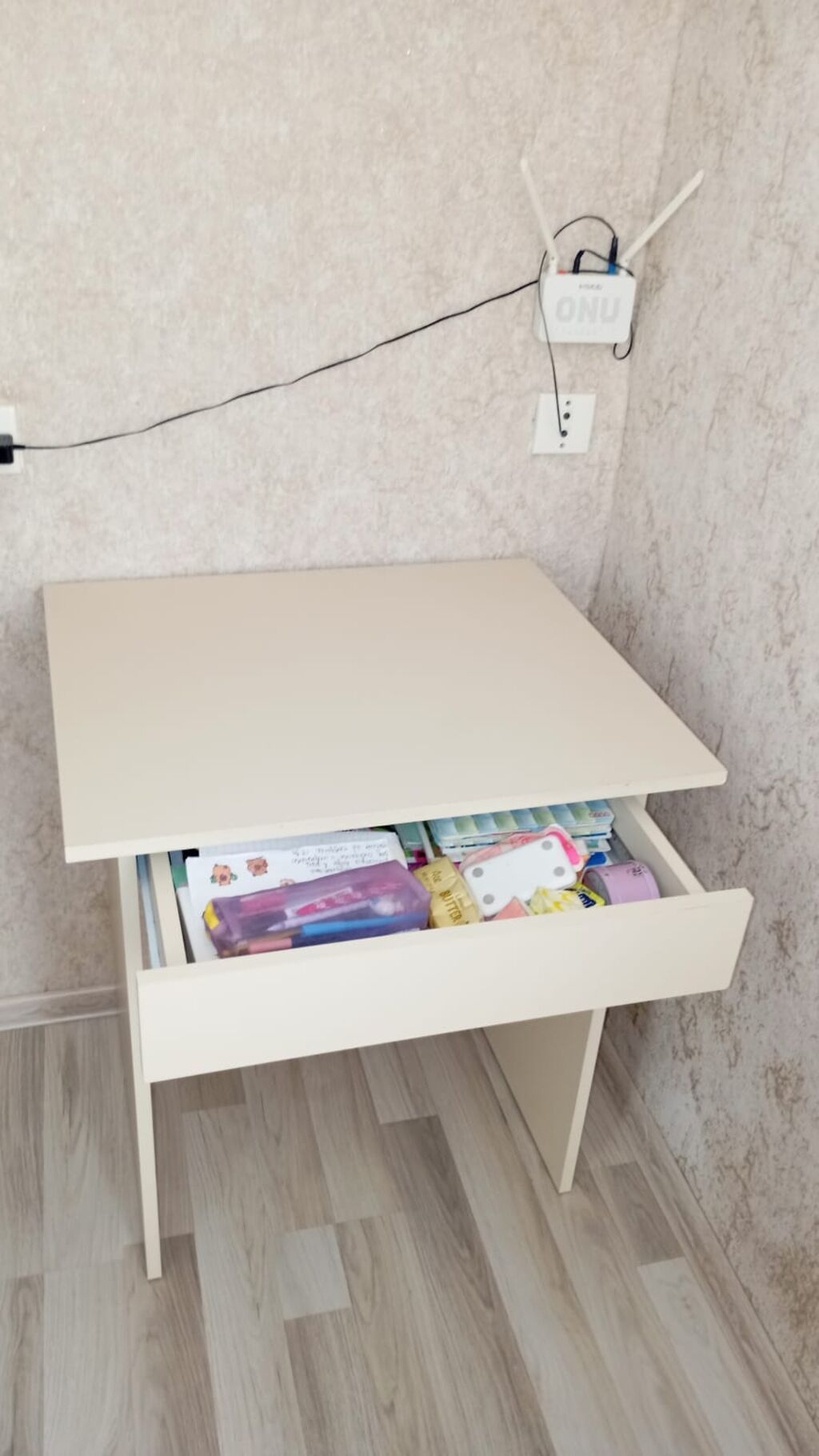 Dördbucaq masa, Stulsuz, Polkasız, Siyirməli — Mebel, Bakı