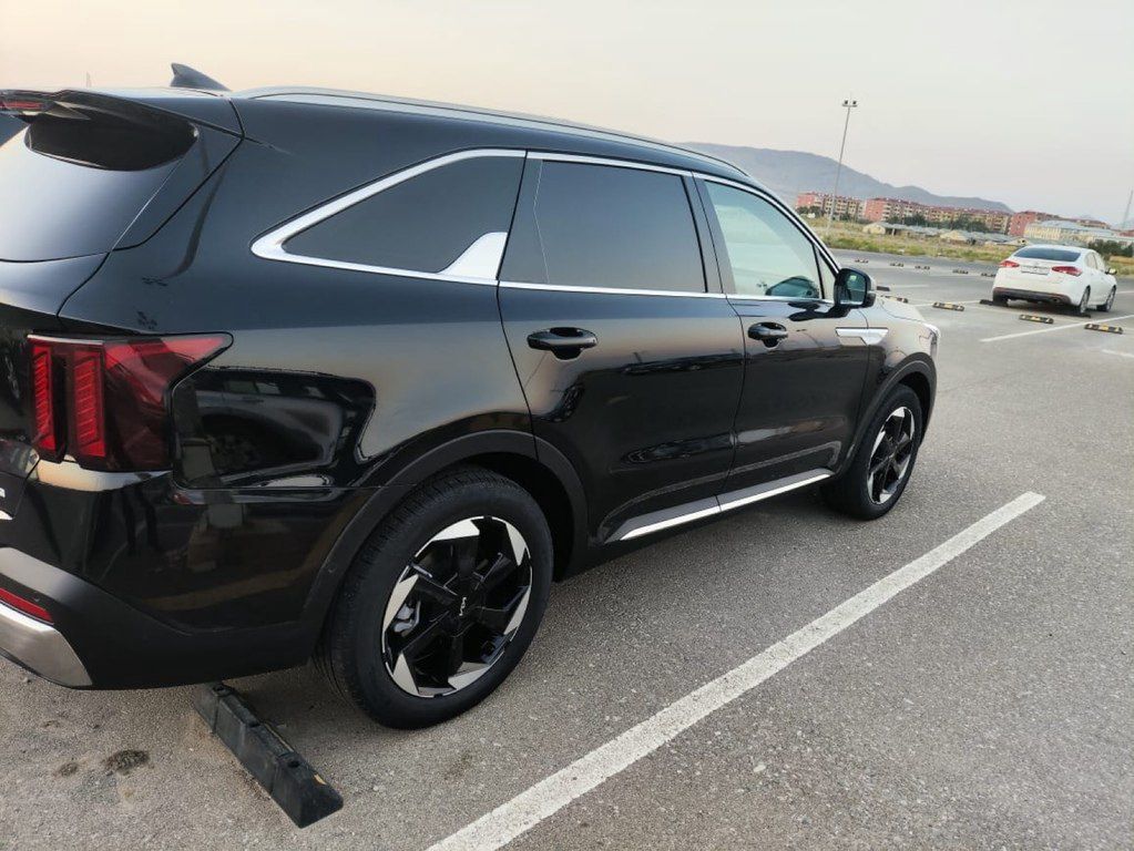 Kia Sorento, 1.6 L, 1 kWh, 2024 il, 18 000 km — Avtomobillər, Bakı (4)
