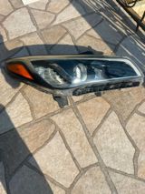Sağ, Yaxın və uzaq vuran işıqlar Hyundai, 2015 il, Orijinal, ABŞ, İşlənmiş — Cars