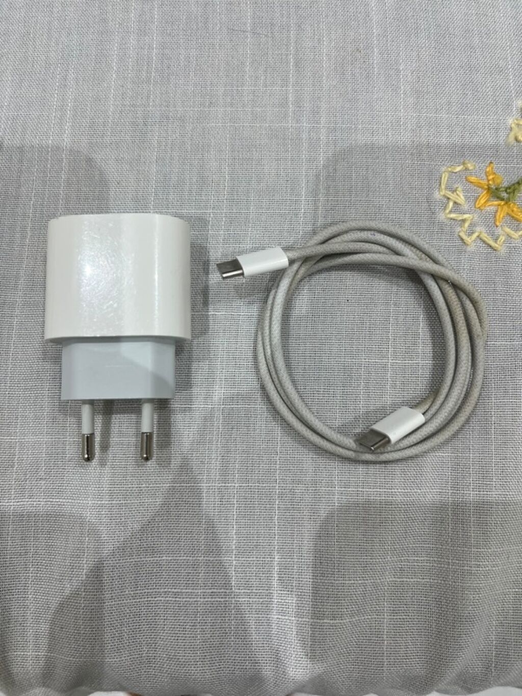 Simsiz şarj cihazı Apple, 20 Vt, İşlənmiş — Şarj cihazları, Bakı (2)