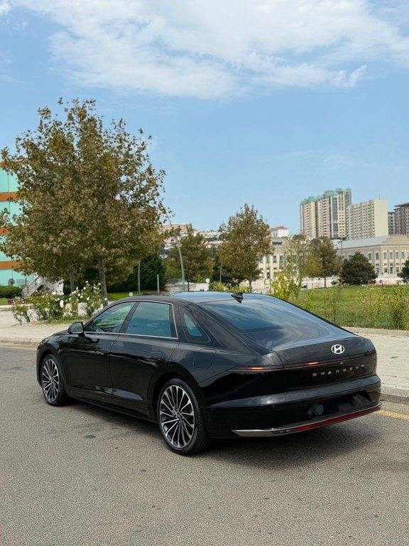 Hyundai Grandeur, 1.6 L, 1.49 kWh, 2023 il, 42 000 km — Avtomobillər, Bakı (9)