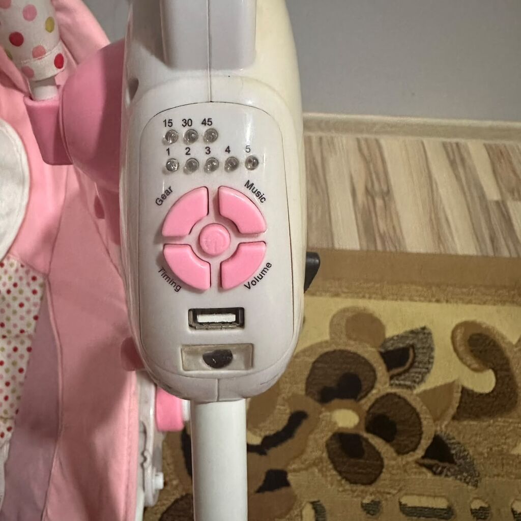 Uşaq üçün elektrikli yelləncək-beşik. Çəhrayı rəngdə, yumşaq — Mebel, Digah (4)